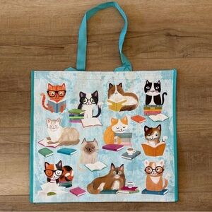 Cats and books reusable tote bag